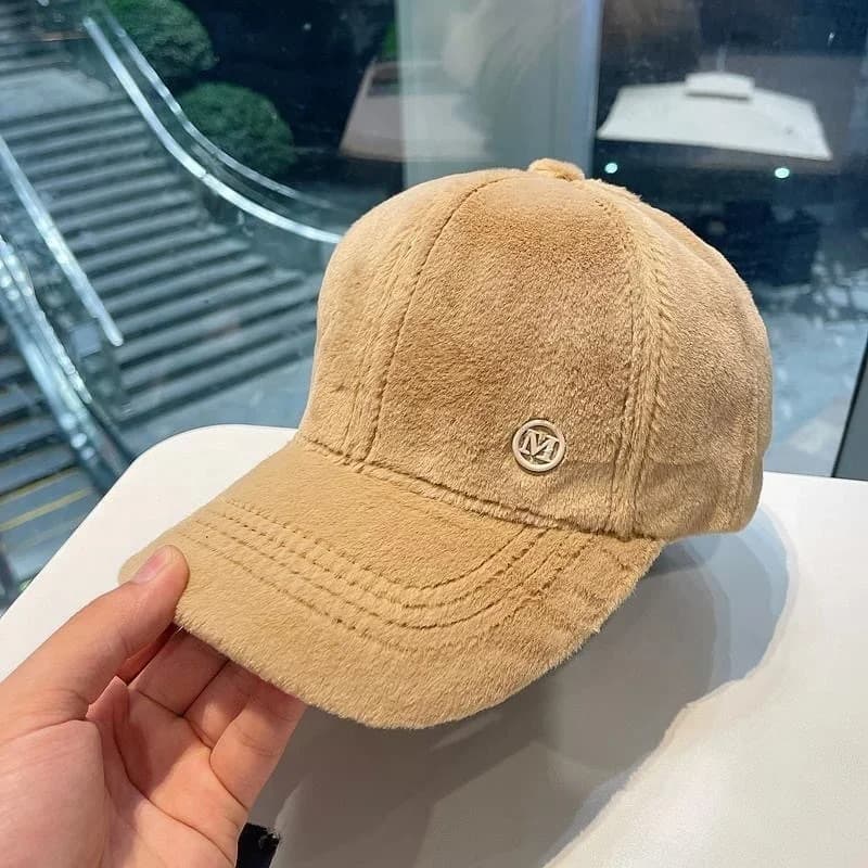 Casquette Beige Style Baseball en Fourrure Douce