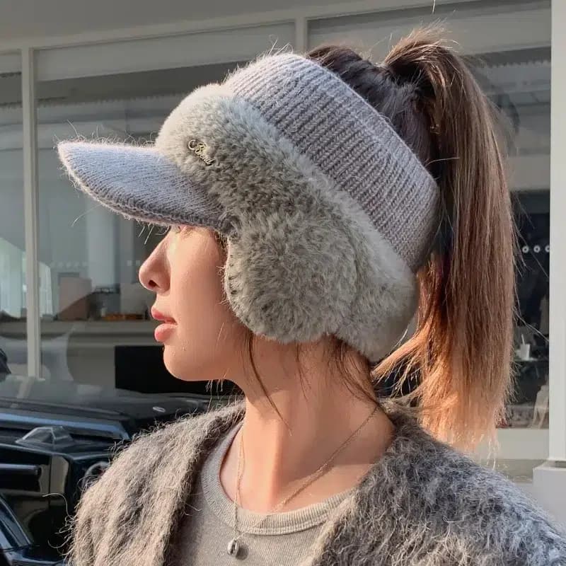 Casquette Bonnet Femme Avec Cache Oreille (Modèle: Gris)