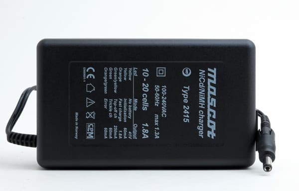 Mascot - Chargeur NiCd/NiMH 10 à 20 cellules/1.8A 110-230V Mascot 2415