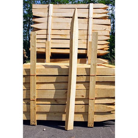 Piquet Clôture Bois Scié en Châtaignier – Circonférence 28/32 cm – H.1,75 m