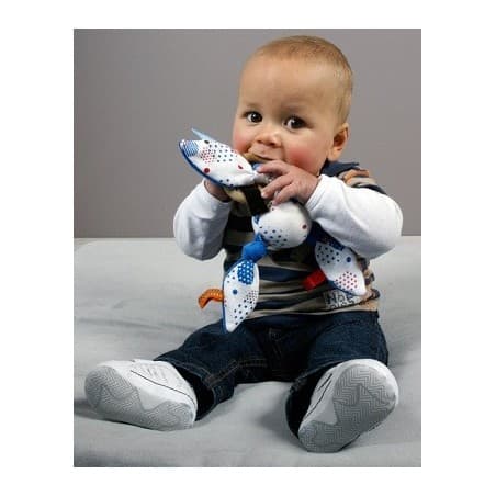 Hochet bleu-rouge-blanc avec anneau en bois