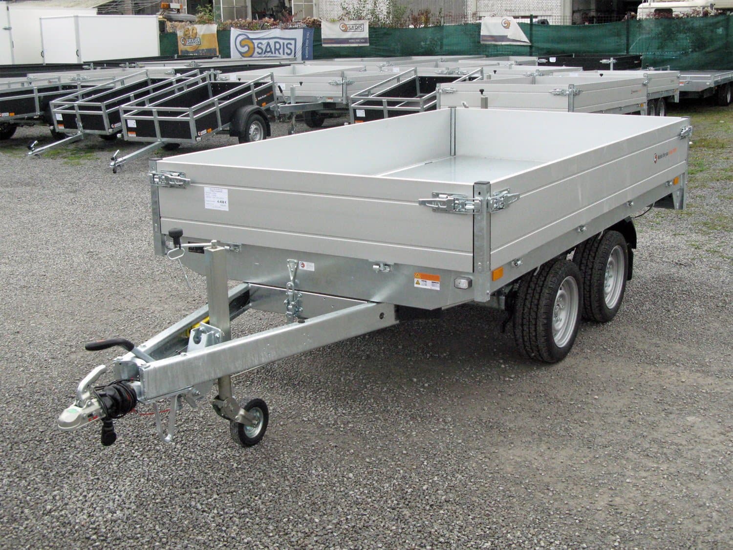 Saris K1 306 170 2700 2 E Heckkippanhänger mit elektrischer Pumpe