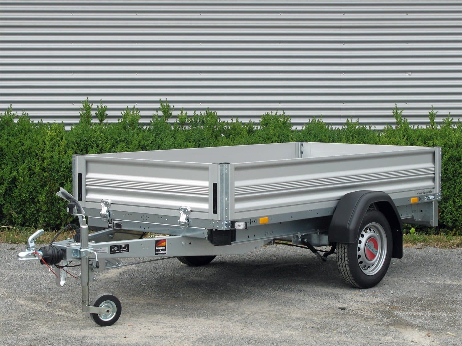 Stema ST O2 13-25-15.1 Nutzanhänger mit Aluminium-Seitenwänden, 100 km/h