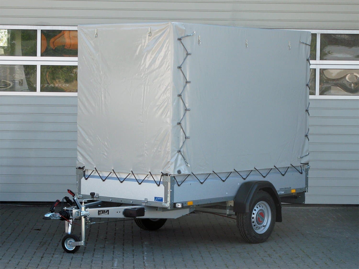 Stema STL 1300 O2 13-25-13.1 Nutzanhänger mit 150 cm langer Plane