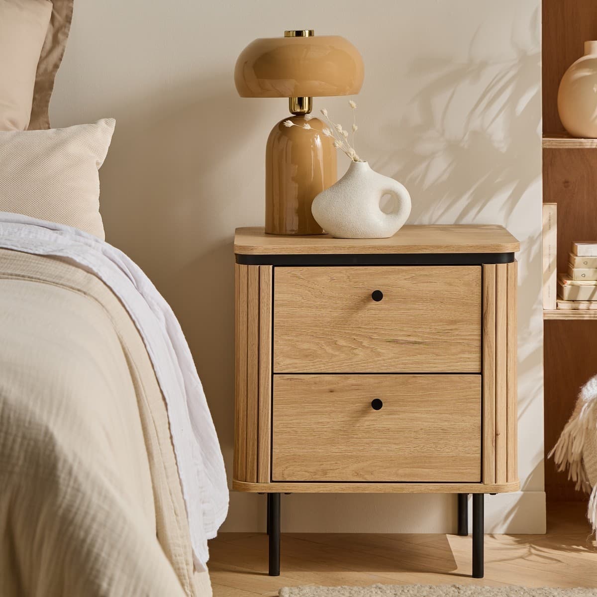 Table de chevet 2 tiroirs avec côtés effet rainuré H55 cm - MALAGA - Calicosy