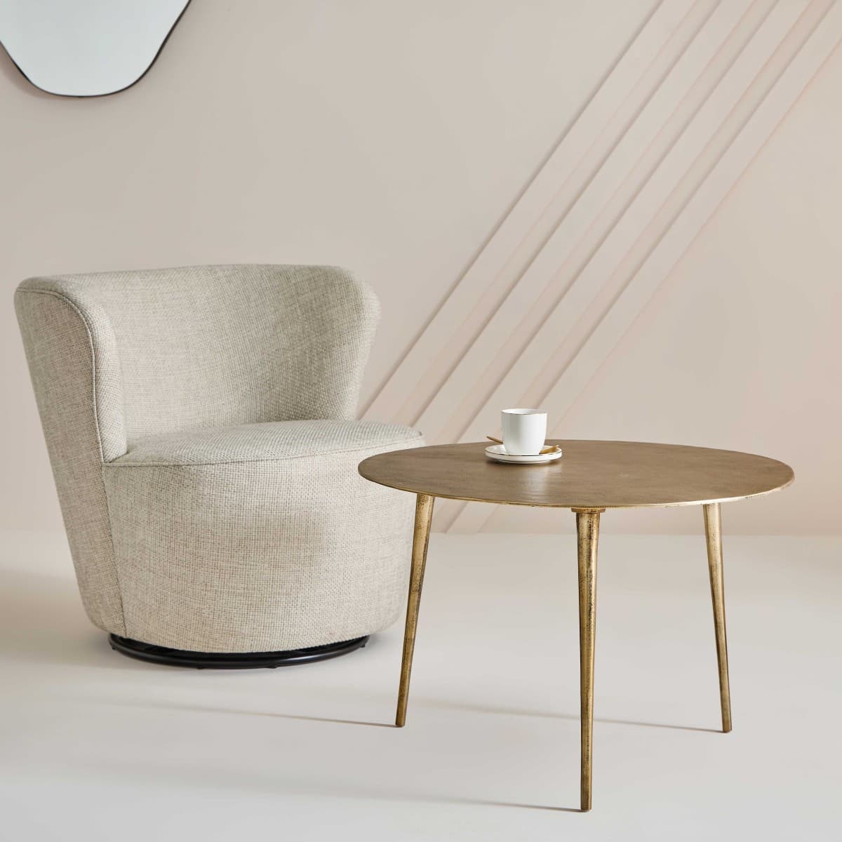 Petite table basse gigogne en aluminium finition laiton doré - MOON - Calicosy