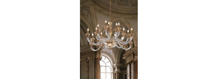 Chandelier en verre soufflé pour hôtel ou château Design Empire 18 Lumières