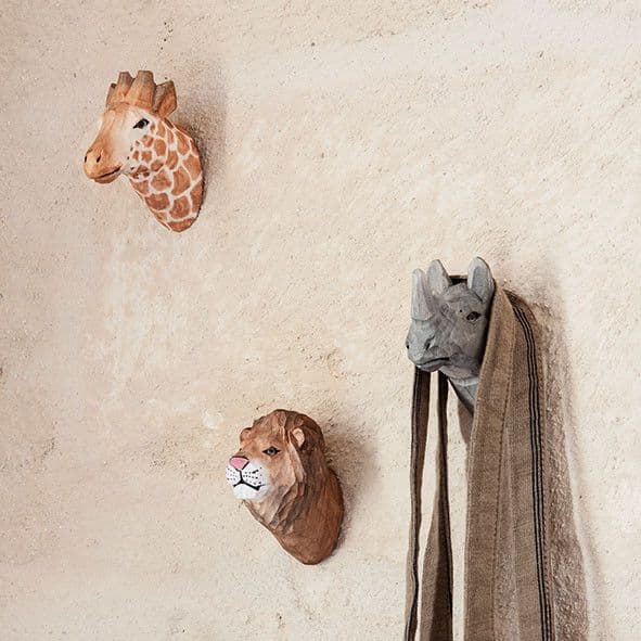 FERM LIVING - Patère en bois - Girafe