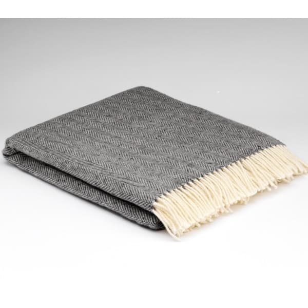 plaid laine chevrons McNutt of Donegal anthracite