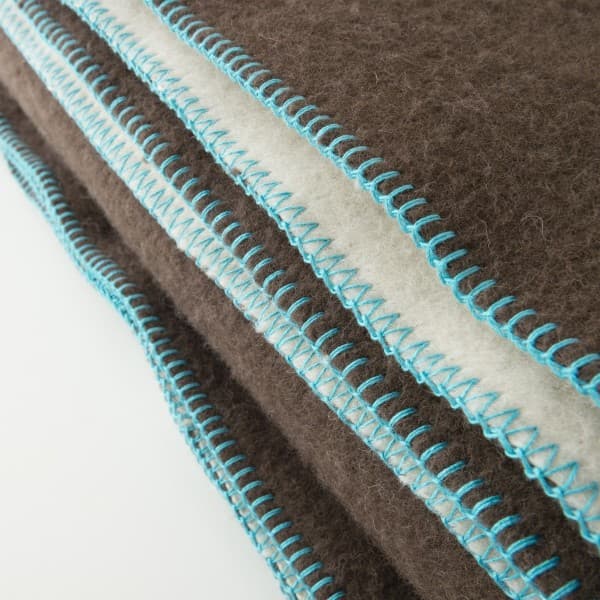 Couverture laine ultra chaude marron point cheval bleu 180x240