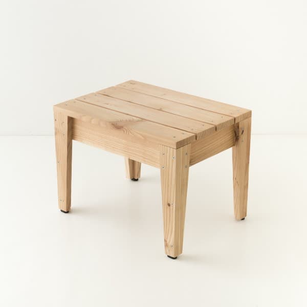 Table basse de jardin en mélèze 55x40 extrême