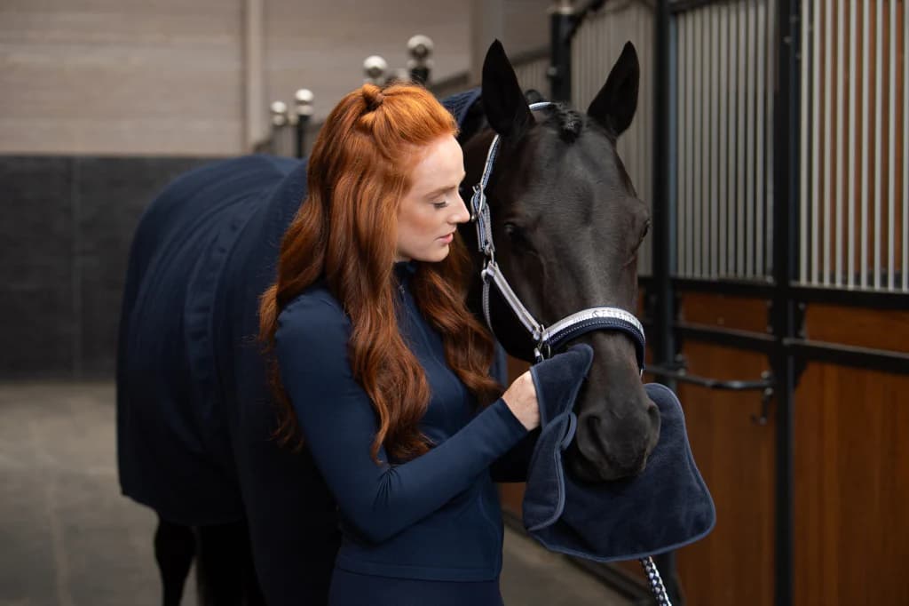 SERVIETTE EN EPONGE "TERRY" ESKADRON