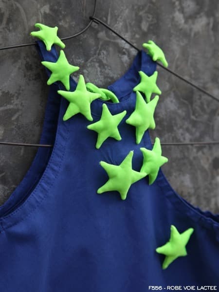Robe voie lactée Poudre de Perlimpinpin (Bleue) - 4 ans