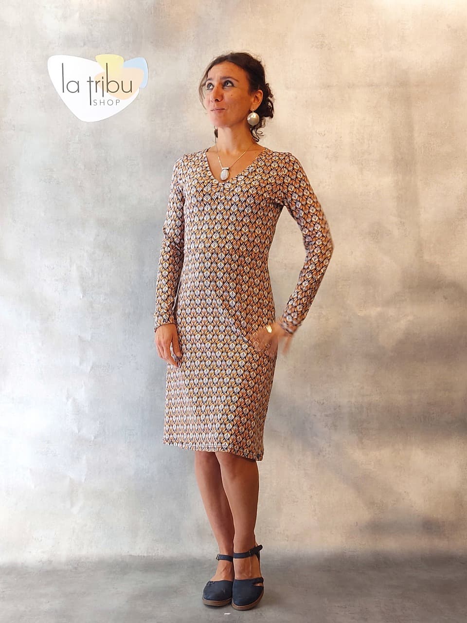 Robe Tranquillo Jersey Kleid V neck (Lotus) - Small