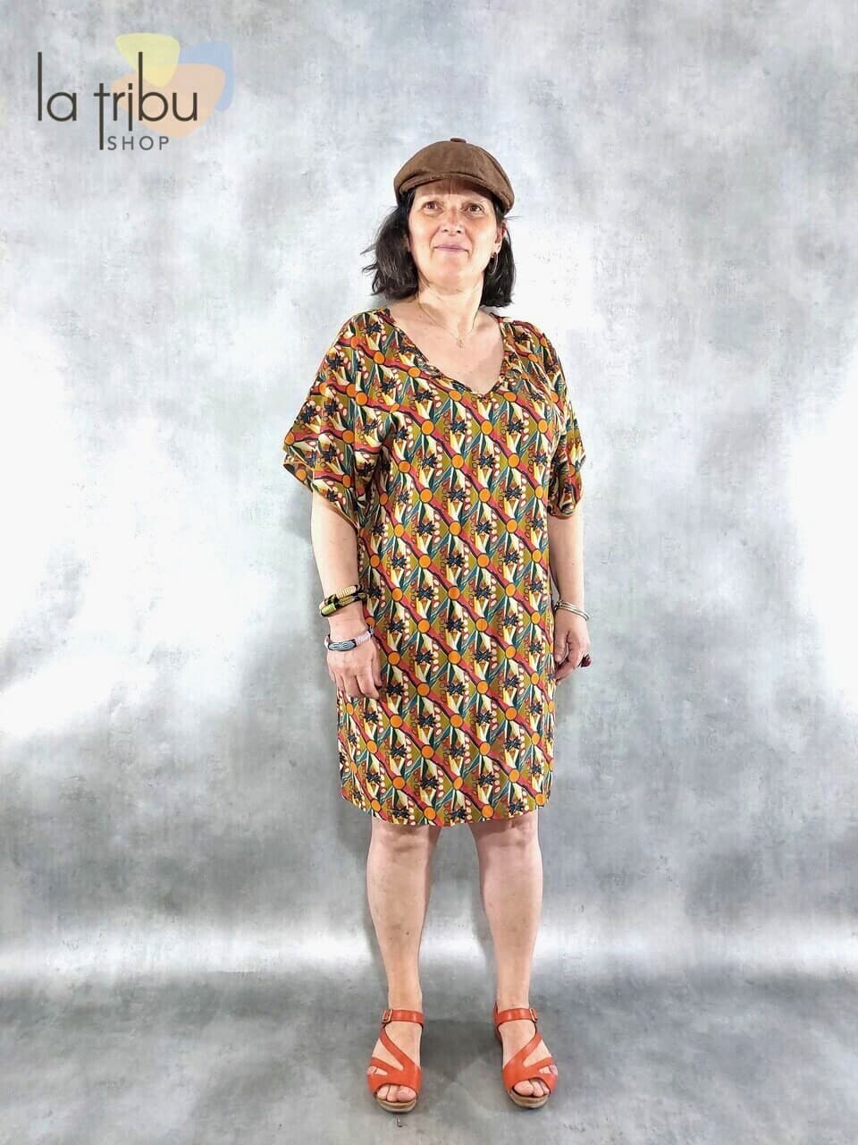 Robe Kali-Yog Saya (Galaxy orange) - Medium