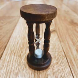 Sablier Vintage en Bois (5 coloris disponibles) Marron