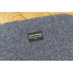 Housse d'ordinateur bleue (Issue de chaussettes recyclées!) 15''