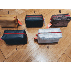 Trousse à maquillage taille M - Upcyclée (5 Coloris Disponibles) - Bandit Manchot Coloris 1