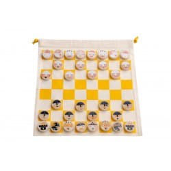 La cour du roi (jeu d'échecs en tissus)