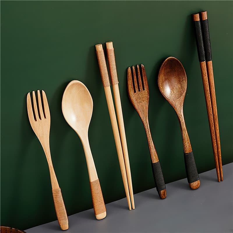 Kit de Couverts en Bois Avec Baguettes Marron