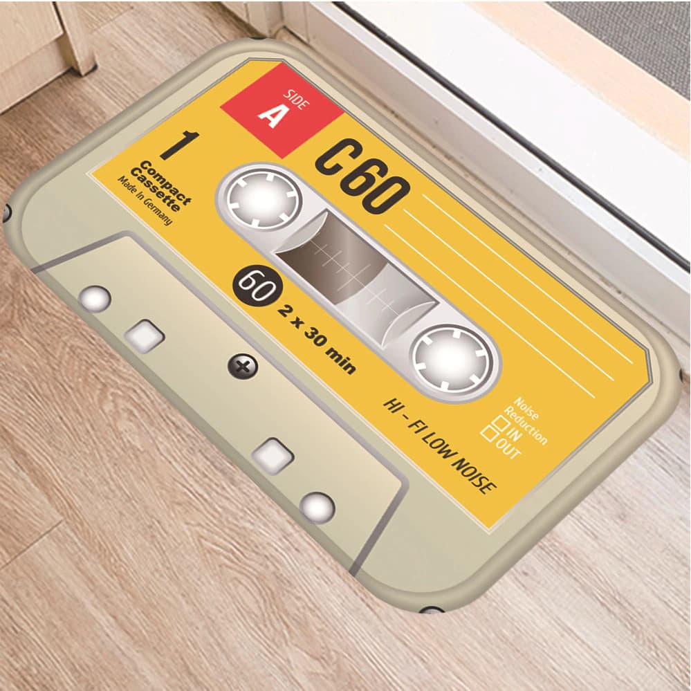 Paillasson vintage en forme de cassette jaune