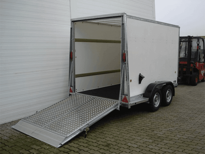 Ifor Williams Kofferanhänger BV H:214cm 2,7t|Klappenkombi-Neu