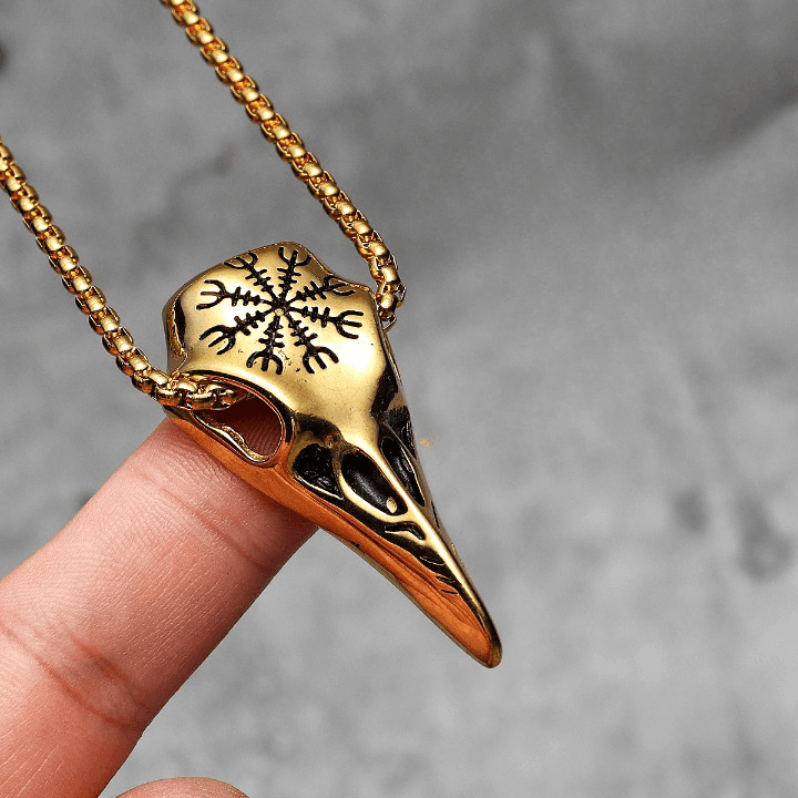 Collier viking crâne de corbeau doré
