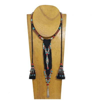 COLLIER TISSE ETHNIQUE-PERLES ET PONPON ARGENT