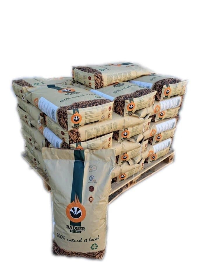 Granulés de bois BADGER – 1/2 palette (36 sacs) – 100% résineux