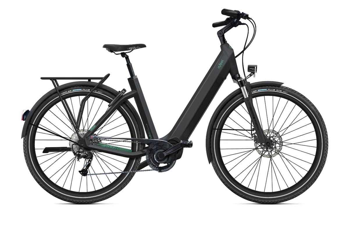 O2 FEEL ISWAN EXPLORER 6.1 540W SCHWARZ TR - M